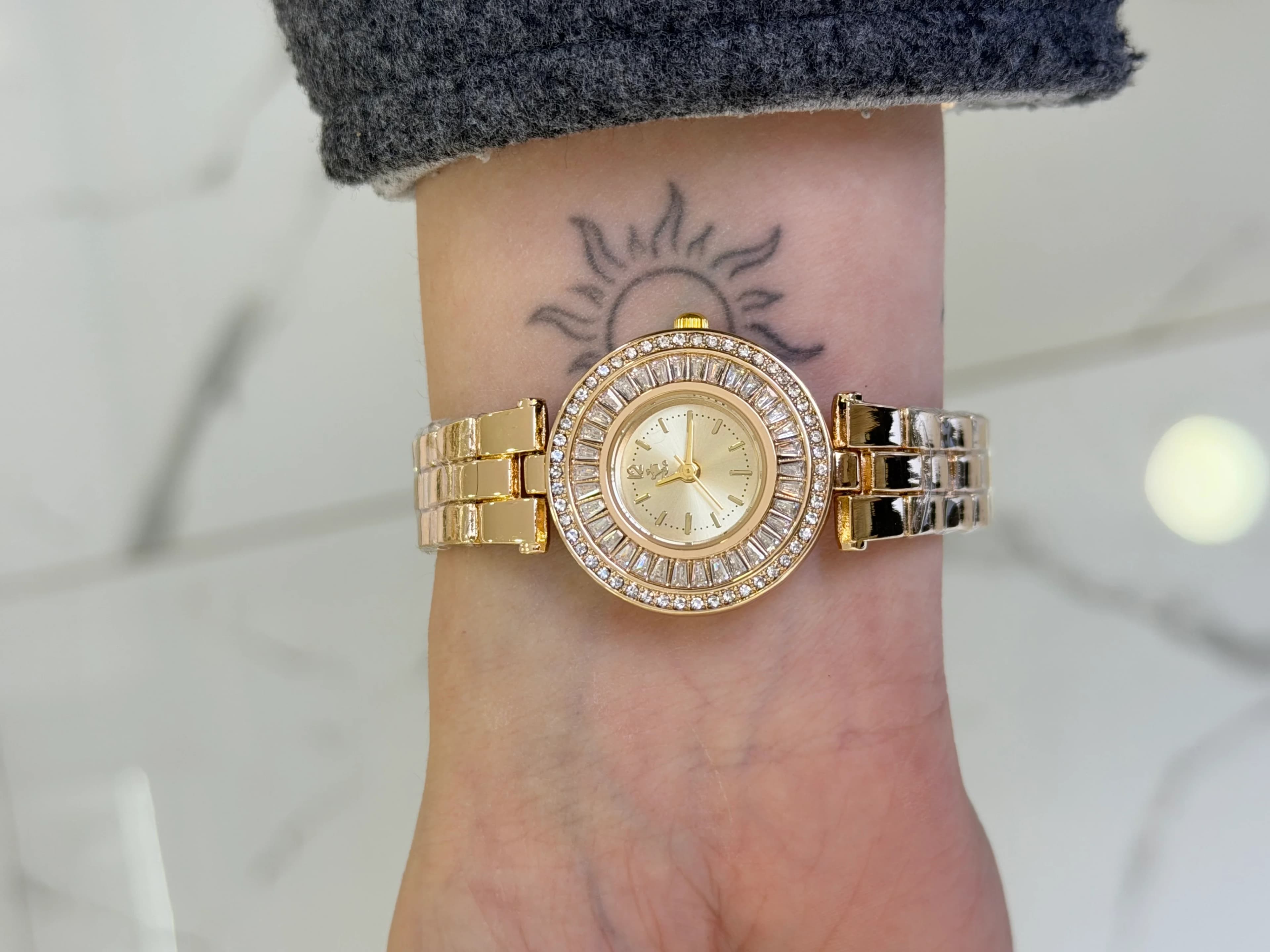 Gold Çift Baget Taşlı Saat