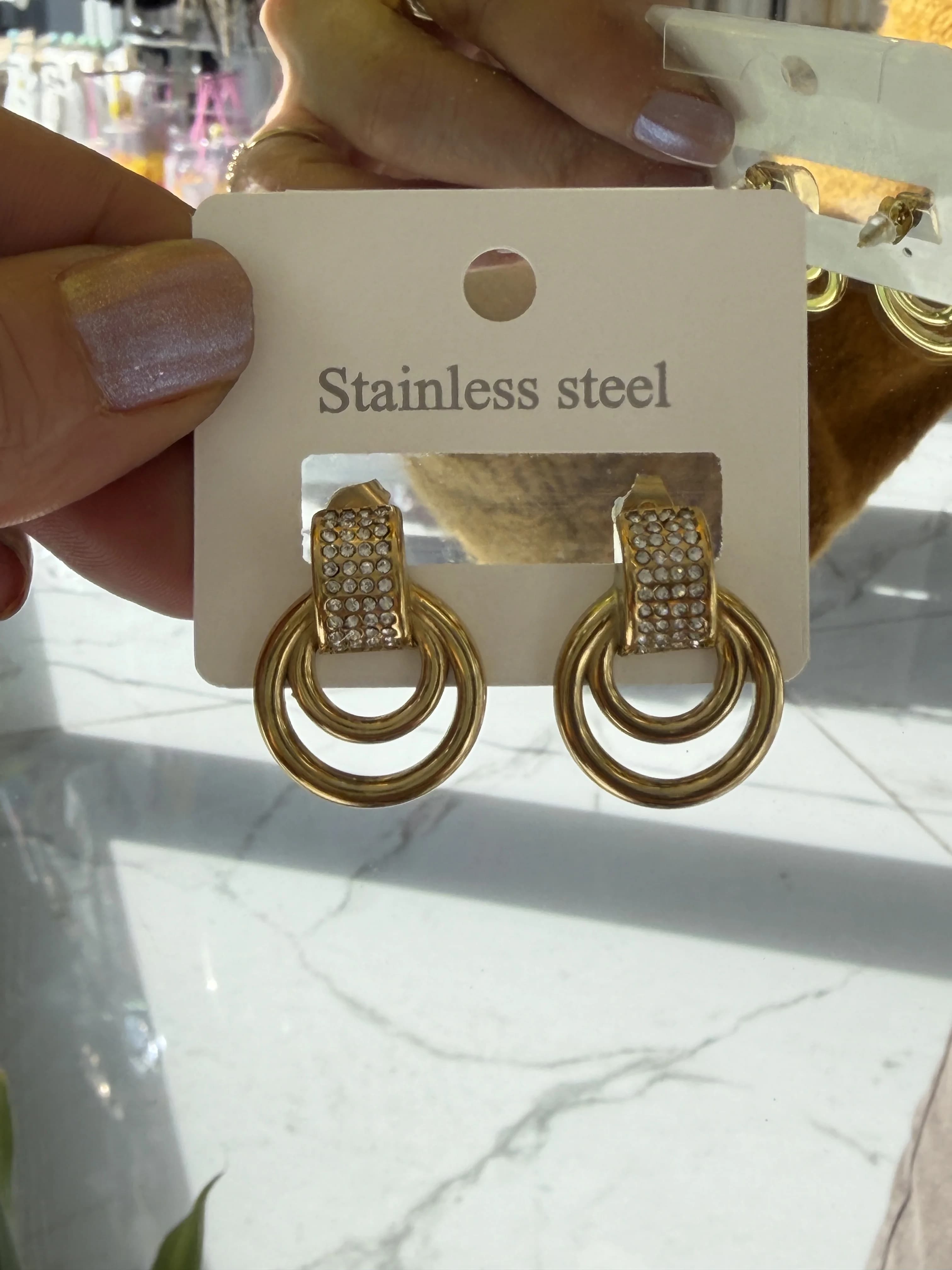 Çelik Gold Vintage Taşlı Küpe