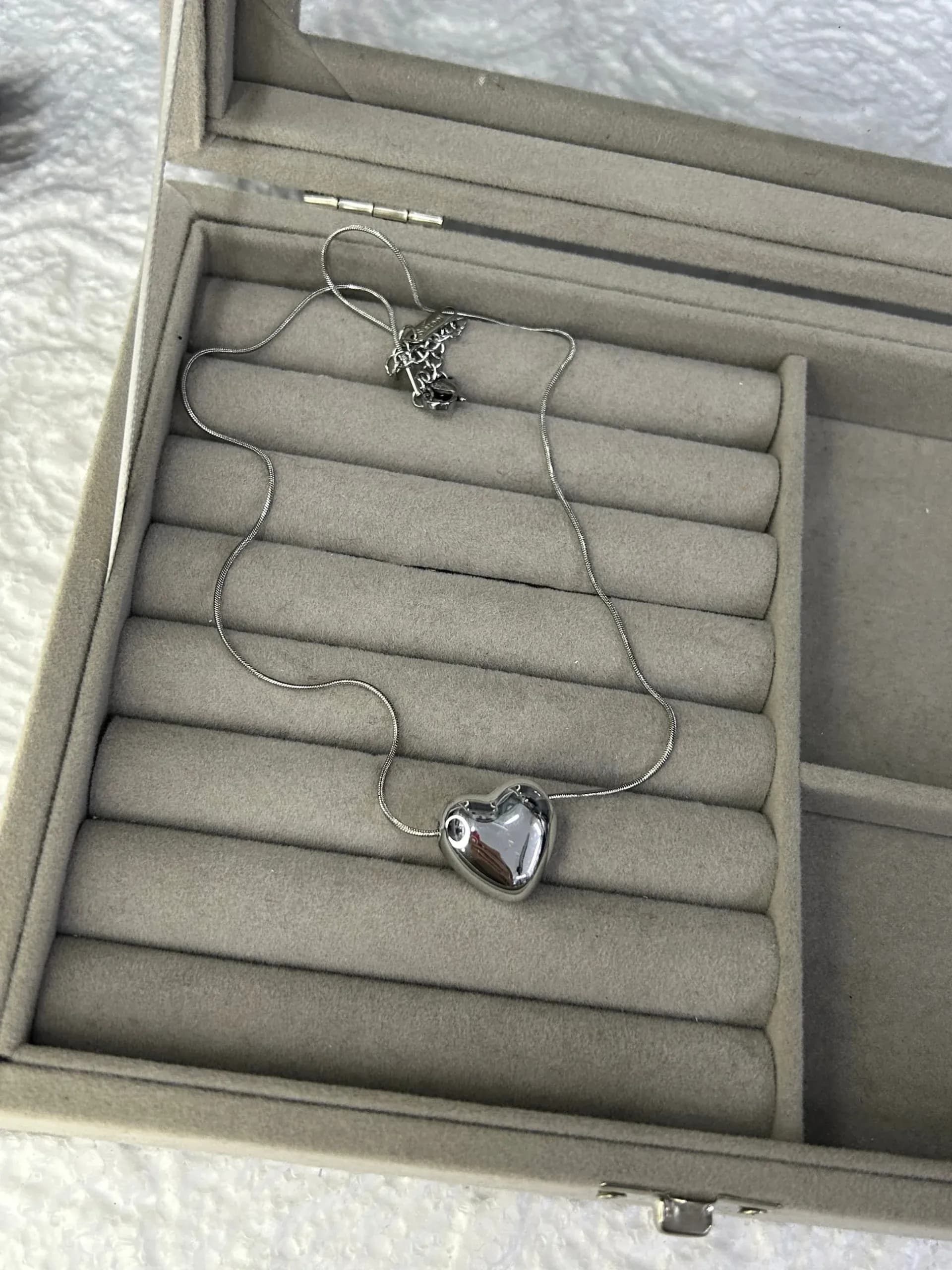 Çelik Balon Kalp Gümüş Renk Kolye