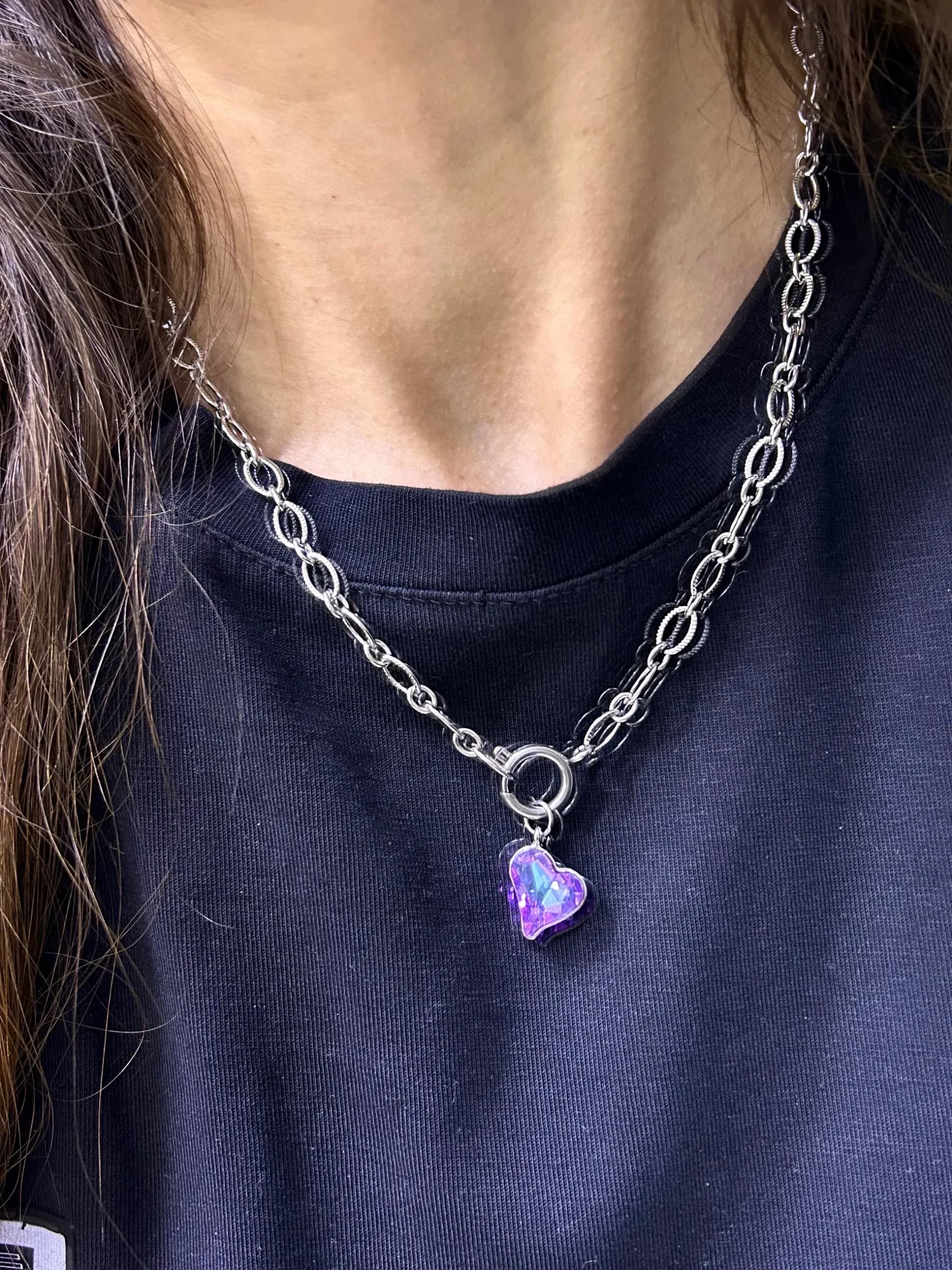 Çelik Gümüş Renk T kilit Mor Hologram Kolye