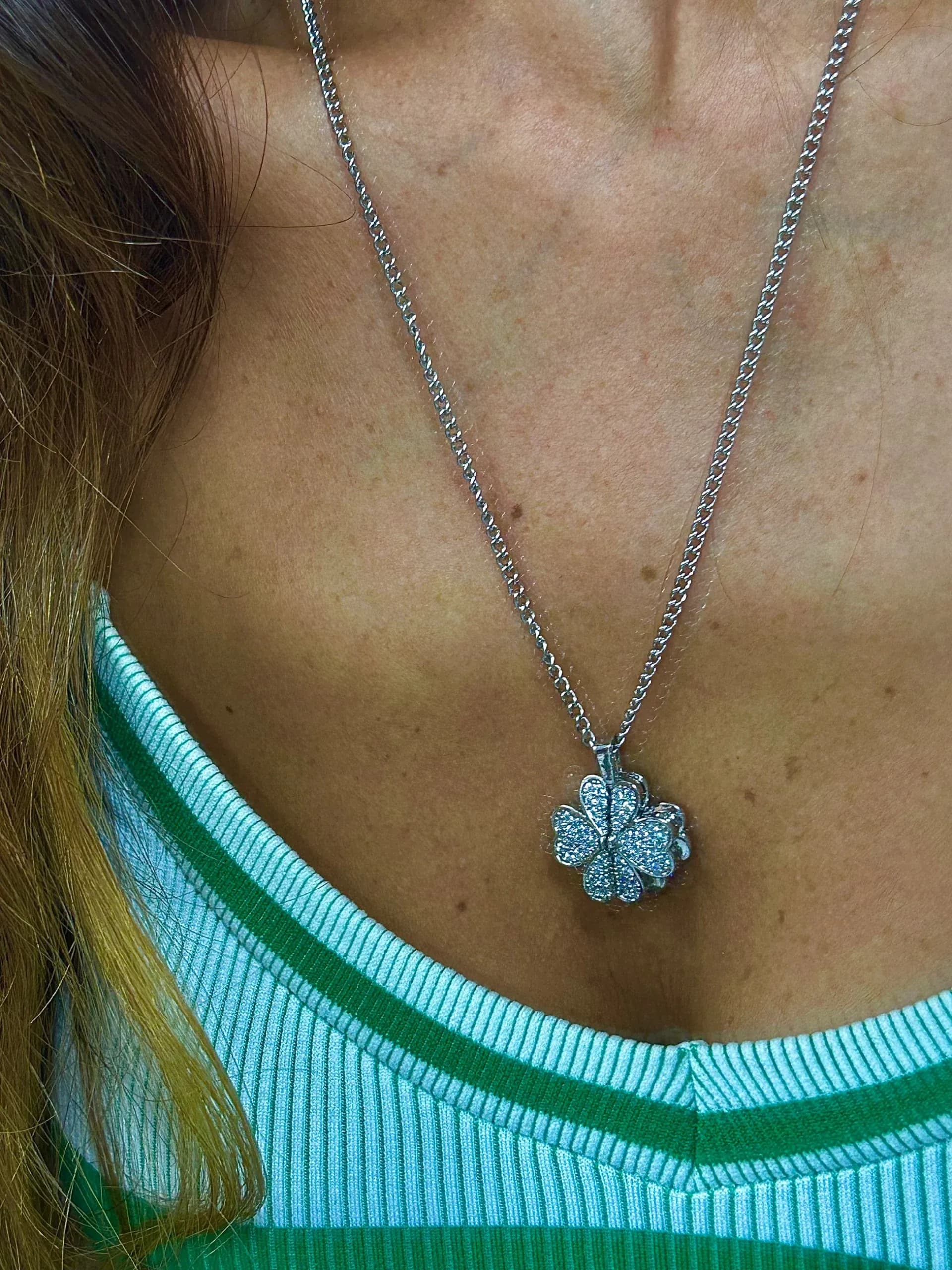 Çelik Gümüş Renk Taşlı Yonca 50 cm