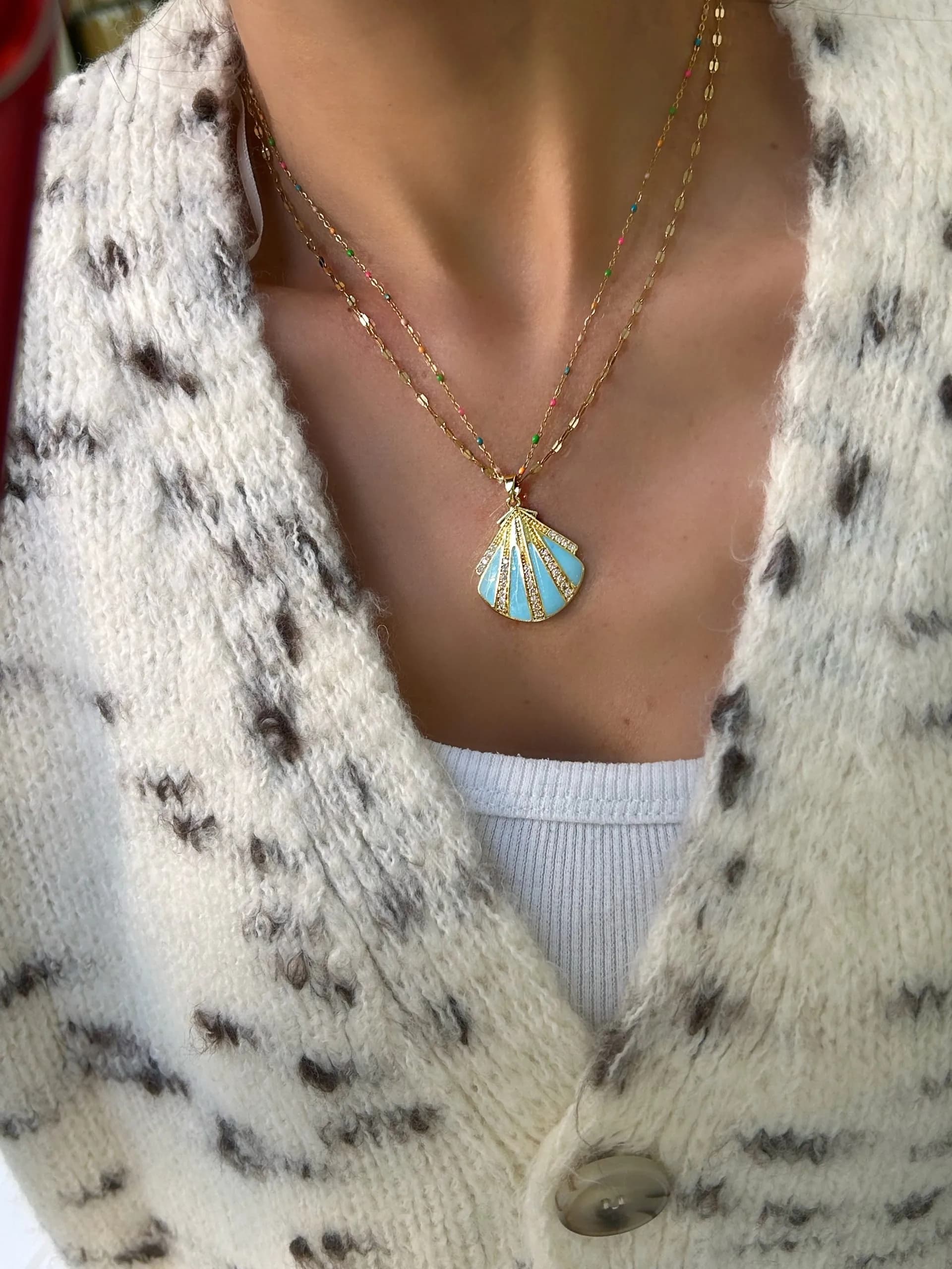 Çelik Renkli Mineli 2li İstiridye Kolye